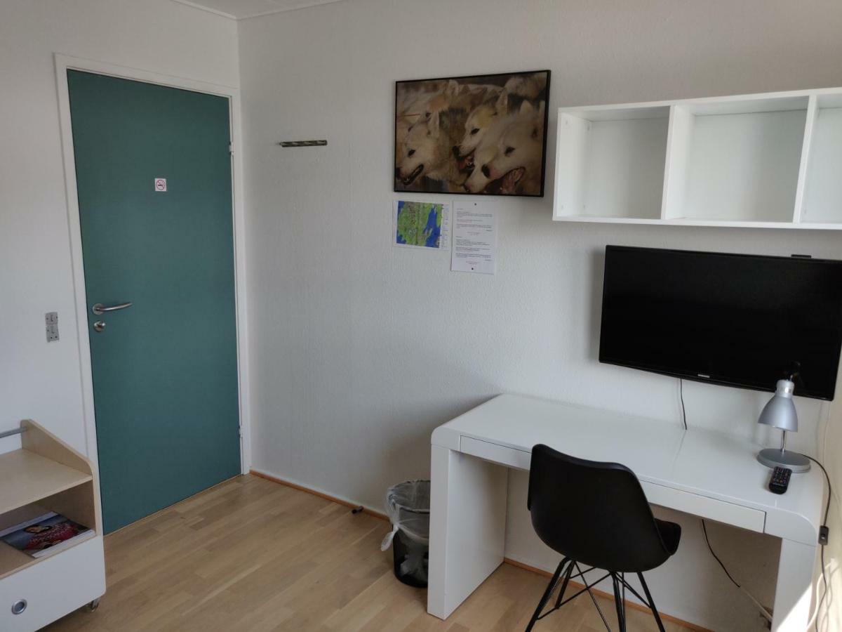 Vandrehuset 2 Og 3 Nuuk Buitenkant foto